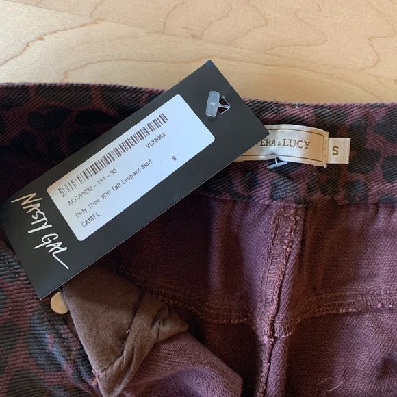 *NWT* Nasty Gal Leopard Print Denim Skirt - Picture 7 of 8